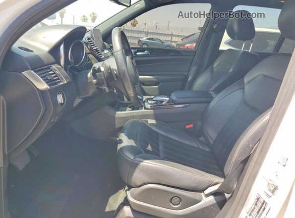4JGDA5JB3HA957221 2017 MERCEDES-BENZ GLE White Front interior view