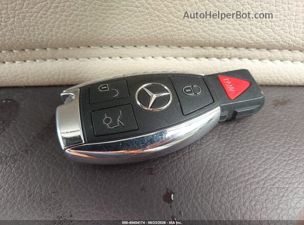 4JGDA5JB4HA890418 2017 MERCEDES-BENZ GLE 350 Белый Вид панели приборов