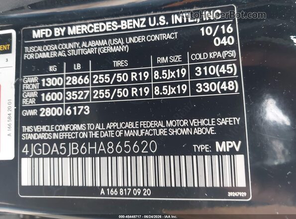 4JGDA5JB6HA865620 2017 MERCEDES-BENZ GLE 350 Black Vista del compartimento del motor