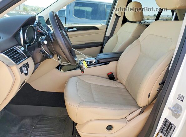 4JGDA5JB8HA845921 2017 MERCEDES-BENZ GLE White Vista interior delantera
