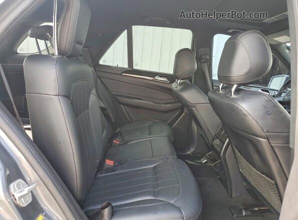 4JGDA5JBXHA837044 2017 MERCEDES-BENZ GLE Gray Rear interior view