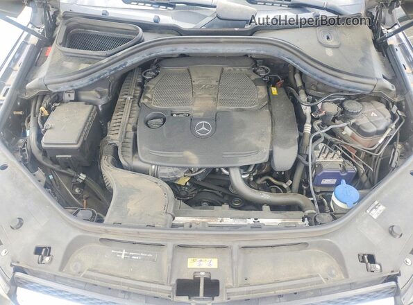 4JGDA5JBXHA880833 2017 MERCEDES-BENZ GLE Black Widok komory silnika