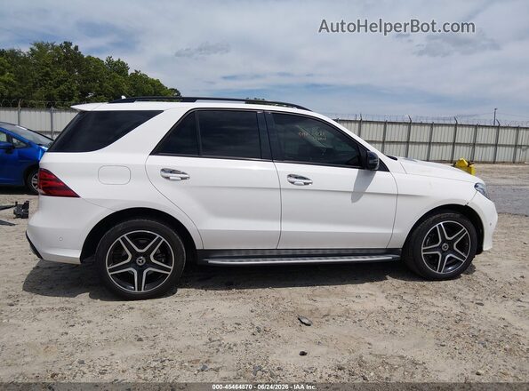 4JGDA5JBXHA932297 2017 MERCEDES-BENZ GLE 350 White Widok wnętrza 360 stopni