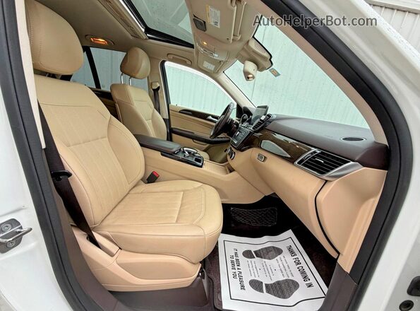 4JGDA5JBXJB164806 2018 MERCEDES-BENZ GLE Белый Вид спереди