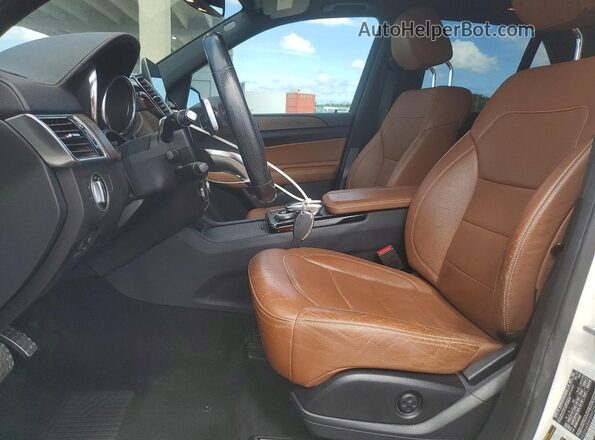 4JGDA6EB4HA955753 2017 MERCEDES-BENZ GLE Белый Вид салона спереди