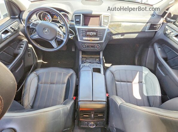4JGDF2EE9GA688774 2016 MERCEDES-BENZ GL-CLASS Белый Вид панели приборов