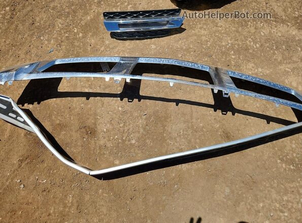 4JGDF2EE9GA688774 2016 MERCEDES-BENZ GL-CLASS Белый Вид подкапотного пространства