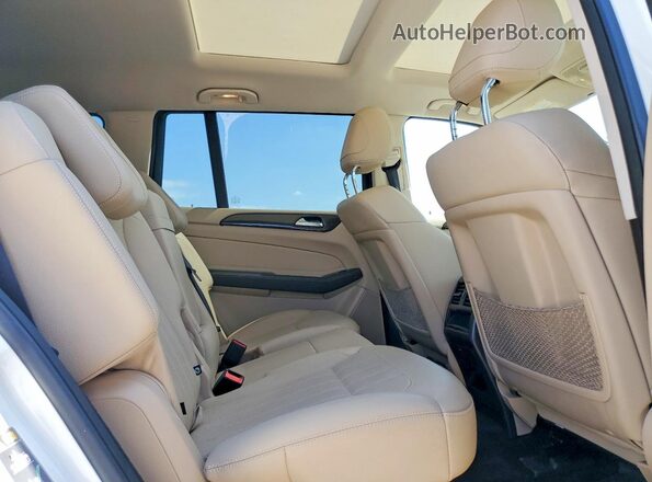 4JGDF6EE5JB053060 2018 MERCEDES-BENZ GLS White Սալոնի հետևի տեսք