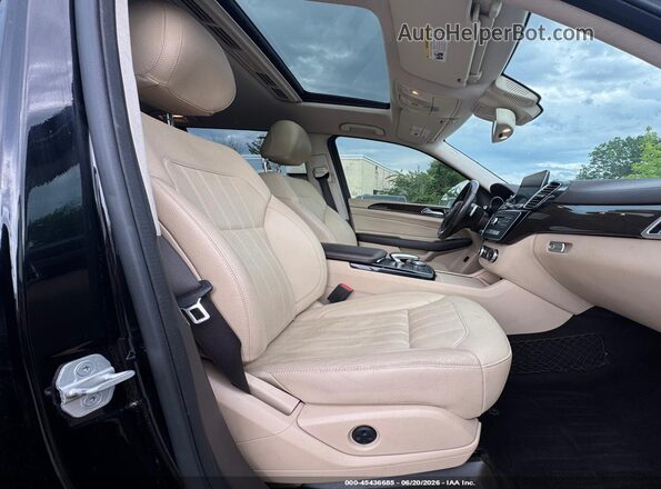 4JGDF6EE8HA770679 2017 MERCEDES-BENZ GLS 450 Черный Вид салона спереди
