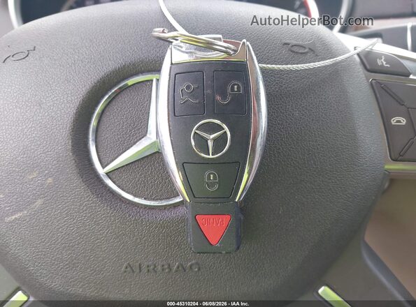 4JGDF7DE2GA638720 2016 MERCEDES-BENZ GL 550 White Dashboard view