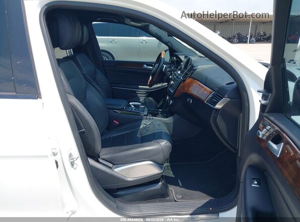 4JGDF7DE5HA860654 2017 MERCEDES-BENZ GLS 550 Белый Вид салона спереди