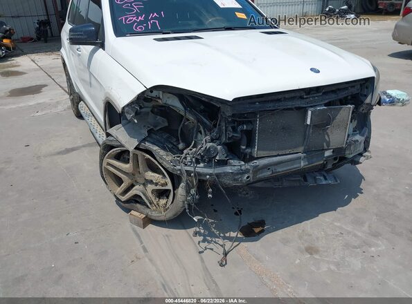 4JGDF7DE5HA860654 2017 MERCEDES-BENZ GLS 550 Белый Вид спереди