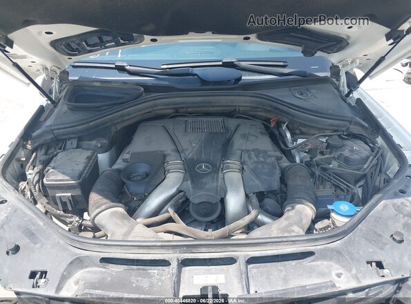 4JGDF7DE5HA860654 2017 MERCEDES-BENZ GLS 550 Белый Вид сзади