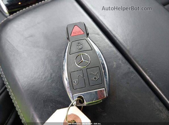 4JGDF7FE3JB022054 2018 MERCEDES-BENZ AMG GLS 63 White Dashboard view