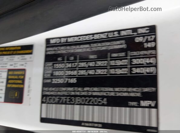 4JGDF7FE3JB022054 2018 MERCEDES-BENZ AMG GLS 63 White Engine compartment view