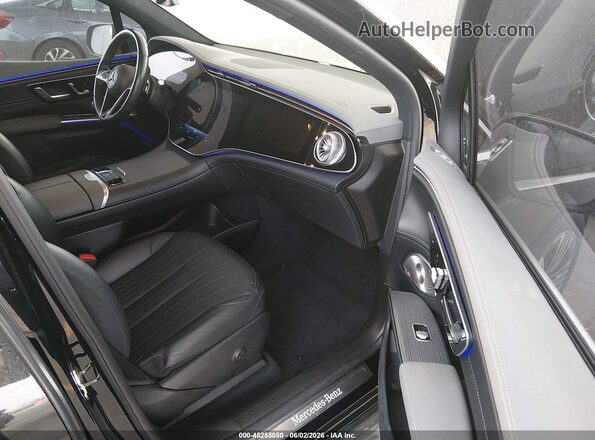 4JGDM2DB7RA031634 2024 MERCEDES-BENZ EQS Black წინა სალონის ხედი