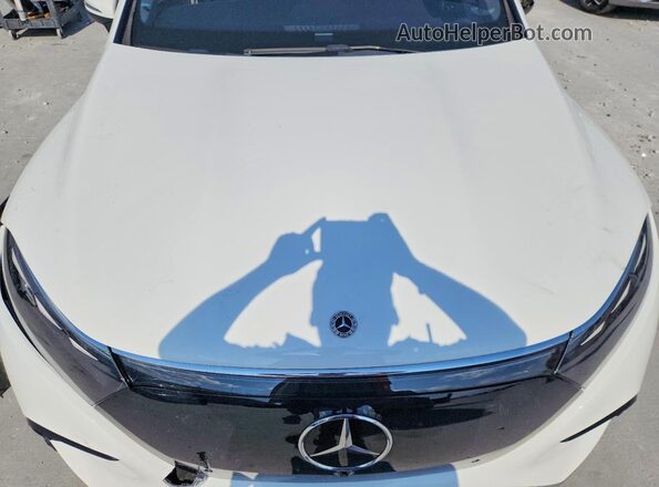 4JGDM2DBXPA009544 2023 MERCEDES-BENZ EQS White Vista del compartimento del motor