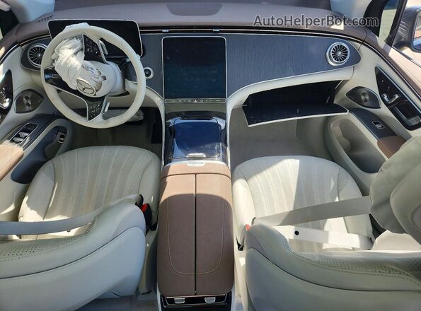 4JGDM2EB3PA024840 2023 MERCEDES-BENZ EQS Blue Vista del salpicadero