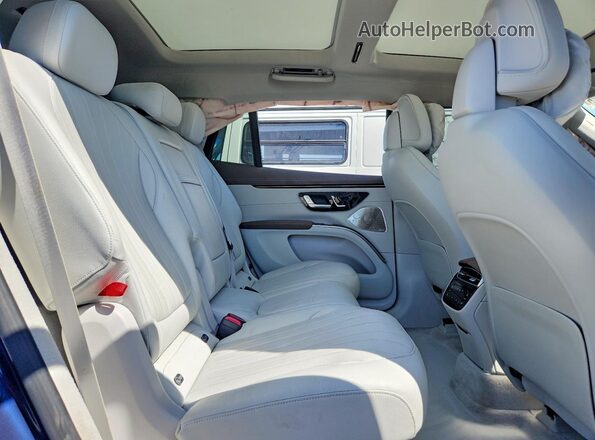 4JGDM2EB3PA024840 2023 MERCEDES-BENZ EQS Blue Vista de los asientos traseros