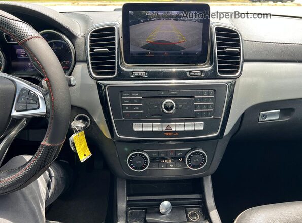 4JGED6EB0KA128965 2019 MERCEDES-BENZ GLE White Rear seats view