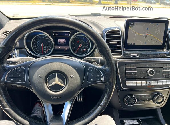 4JGED6EB6GA026660 2016 MERCEDES-BENZ GLE Gray Widok wnętrza z przodu