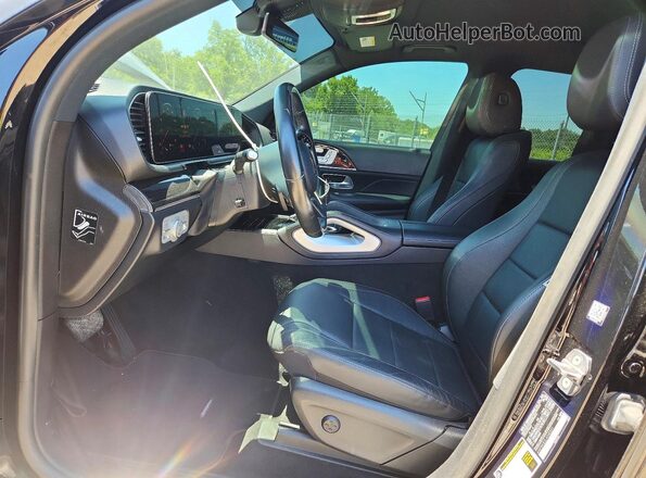 4JGFB4JE2LA200331 2020 MERCEDES-BENZ GLE Black Front interior view