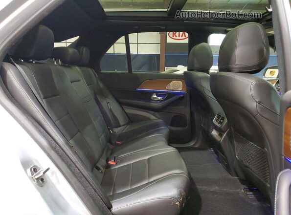 4JGFB4KB3NA677759 2022 MERCEDES-BENZ GLE Silver Вид задньої частини салону