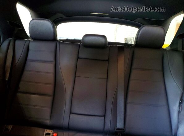 4JGFB4KB4LA128097 2020 MERCEDES-BENZ GLE Black Widok tylnych siedzeń