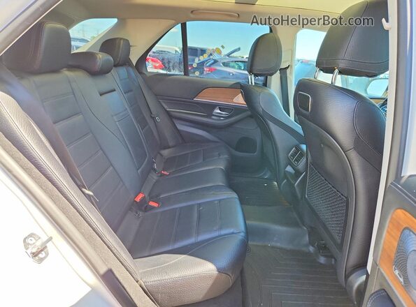4JGFB4KBXLA028098 2020 MERCEDES-BENZ GLE White Vista de los asientos traseros