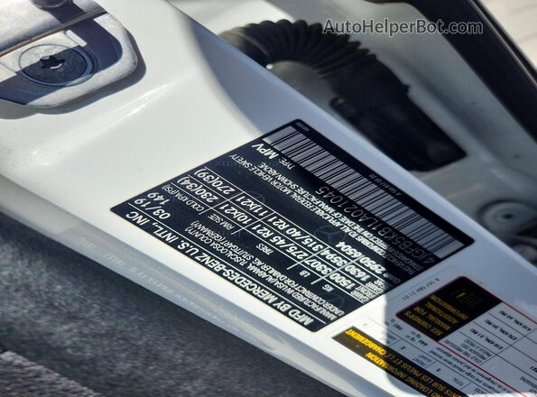 4JGFB5KB1LA021045 2020 MERCEDES-BENZ GLE White Vista del compartimento del motor