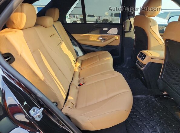 4JGFB5KB3TB524764 2026 MERCEDES-BENZ GLE Black Widok wnętrza z tyłu