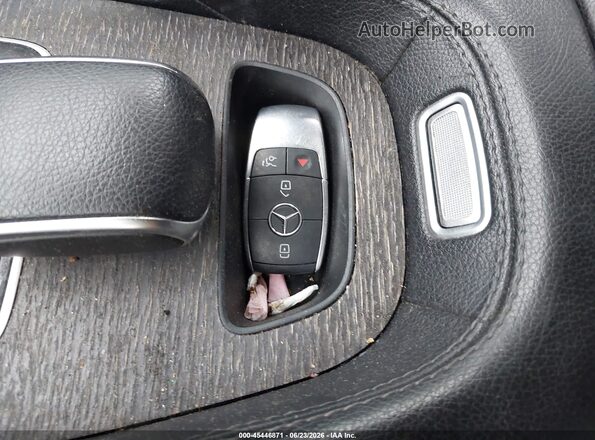 4JGFB5KB4LA005986 2020 MERCEDES-BENZ GLE 450 Черный Вид панели приборов