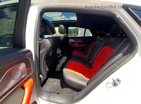 4JGFD6BB1RB220213 2024 MERCEDES-BENZ GLE White Front interior view