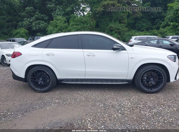 4JGFD6BB5RB019155 2024 MERCEDES-BENZ AMG GLE 53 COUPE White Widok wnętrza z tyłu