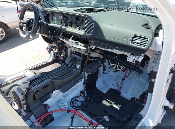 4JGFD6BB5RB205214 2024 MERCEDES-BENZ AMG GLE 53 COUPE White Front interior view