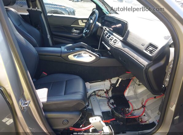 4JGFF5KE0LA128599 2020 MERCEDES-BENZ GLS 450 Серебряный Вид салона спереди