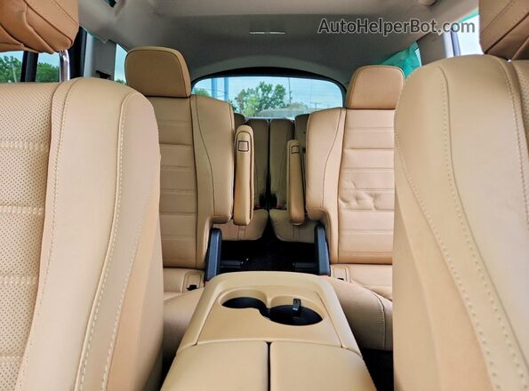 4JGFF5KEXTB652384 2026 MERCEDES-BENZ GLS Blue Vista de los asientos traseros