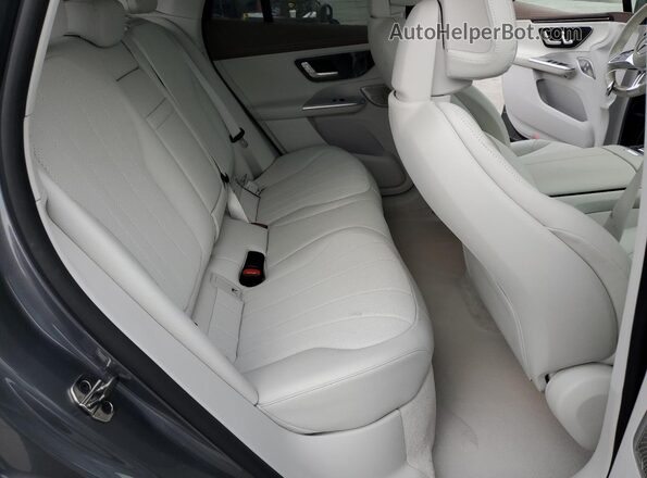 4JGGM1CBXPA039068 2023 MERCEDES-BENZ EQE Silver 