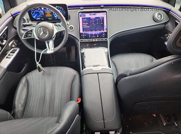 4JGGM2BBXPA035657 2023 MERCEDES-BENZ EQE Blue Widok deski rozdzielczej