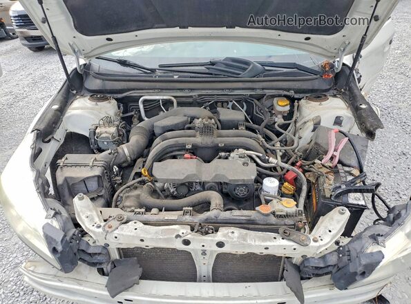 4S3BNAB64H3004354 2017 SUBARU LEGACY White Widok wnętrza z tyłu