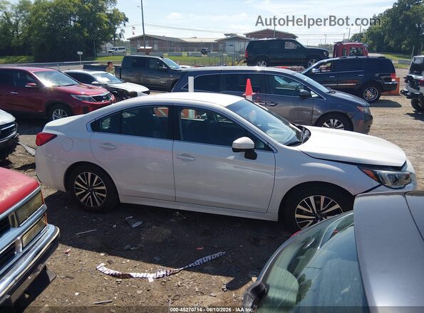 4S3BNAC65J3020230 2018 SUBARU LEGACY White 