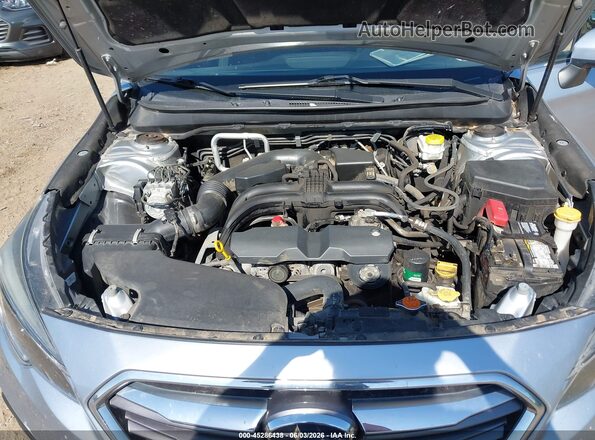 4S3BNAF67K3013129 2019 SUBARU LEGACY Silver Widok z tyłu