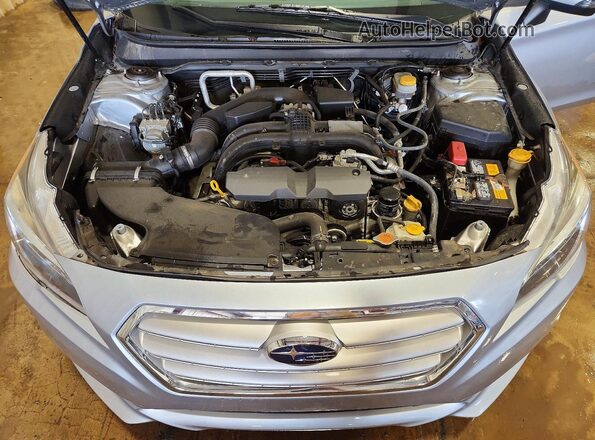 4S3BNAH61H3007204 2017 SUBARU LEGACY Silver უკანა სალონის ხედი
