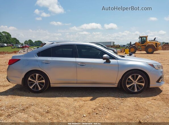 4S3BNAN61J3036454 2018 SUBARU LEGACY Silver უკანა სალონის ხედი