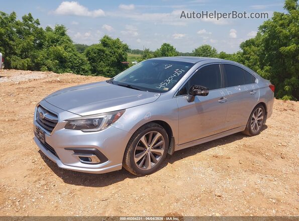 4S3BNAN61J3036454 2018 SUBARU LEGACY Silver წინა მარცხენა ხედი სამი მეოთხედიდან