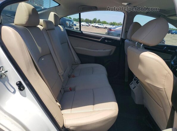 4S3BNAN61K3003083 2019 SUBARU LEGACY White 