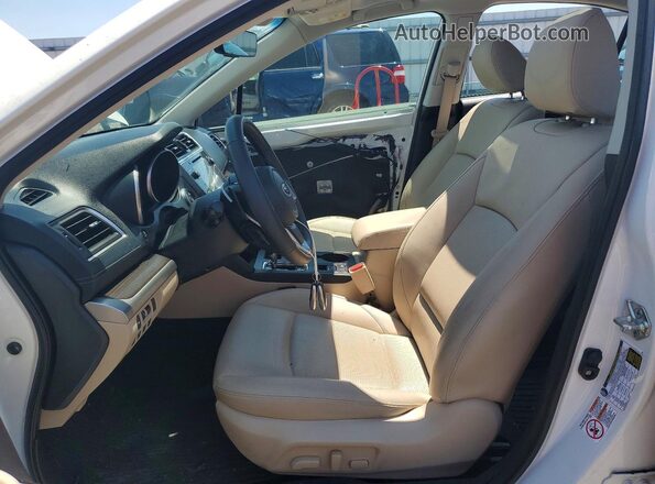 4S3BNAN61K3003083 2019 SUBARU LEGACY White 