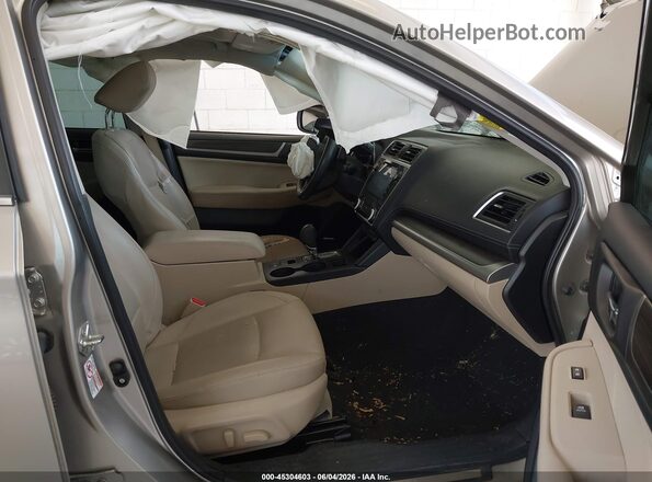 4S3BNAN68J3037049 2018 SUBARU LEGACY Beige Widok wnętrza z przodu