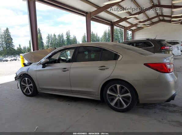 4S3BNAN68J3037049 2018 SUBARU LEGACY Beige Widok wnętrza 360 stopni