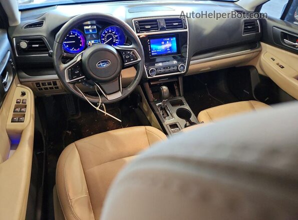 4S3BNAN69J3009552 2018 SUBARU LEGACY Burgundy Vista del salpicadero